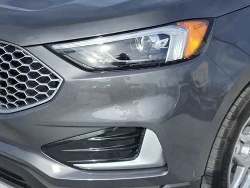 Certified 2024 Ford Edge SEL image 9