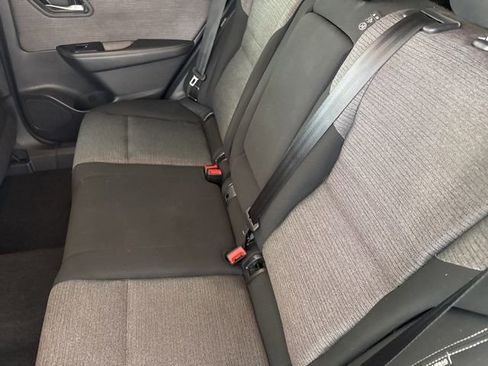 Used 2021 Nissan Rogue SV AWD/4WD image 26