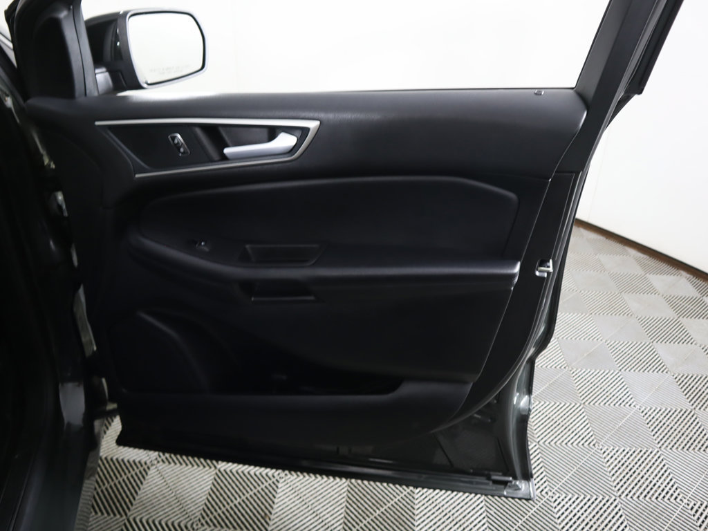 Used 2024 Ford Edge SEL w/ Convenience Package AWD/4WD image 24