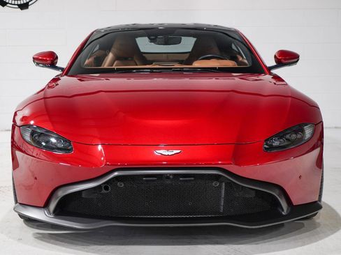 Used 2020 Aston Martin V8 Vantage Coupe image 5