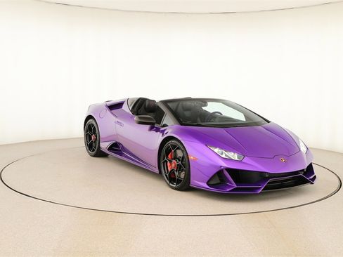 Used 2024 Lamborghini Huracan EVO image 10