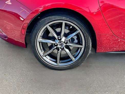 Used 2016 MAZDA MX-5 Miata Grand Touring RWD image 25