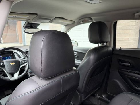 Used 2015 Chevrolet Trax LT w/ LT Plus Package AWD/4WD image 18