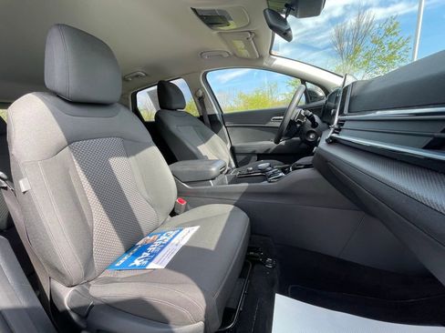 Certified 2023 Kia Sportage LX AWD/4WD image 11