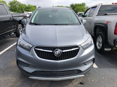 Used 2020 Buick Encore Preferred FWD image 2