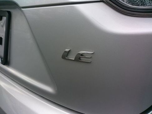 Certified 2023 Toyota Corolla LE image 7