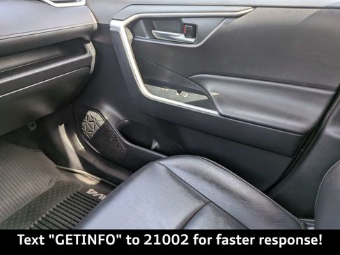 Used 2020 Toyota RAV4 XLE Premium FWD image 20