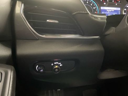 Certified 2023 Chevrolet Traverse LT w/ Midnight/Sport Edition AWD/4WD image 23