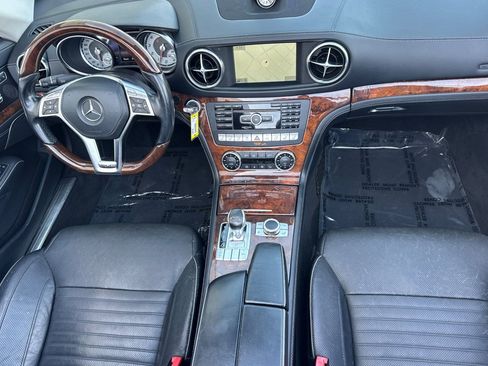 Used 2014 Mercedes-Benz SL 550 image 13