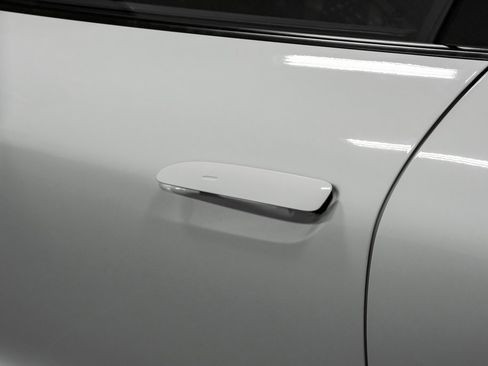 Used 2022 Porsche Taycan image 54