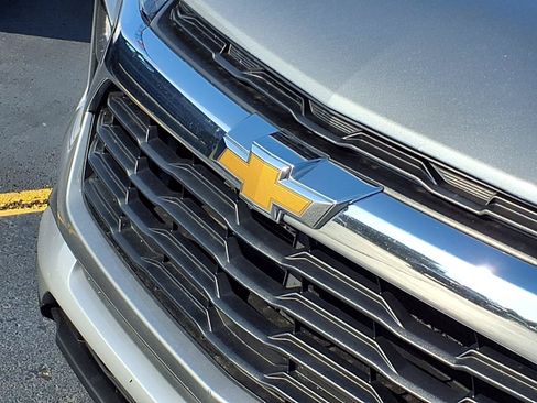 Used 2025 Chevrolet TrailBlazer LT FWD image 30
