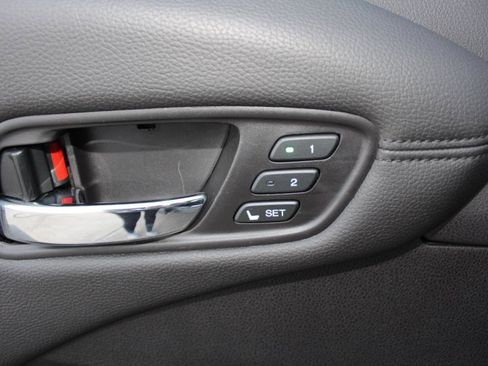 Used 2017 Acura RDX AWD w/ Advance Package image 73