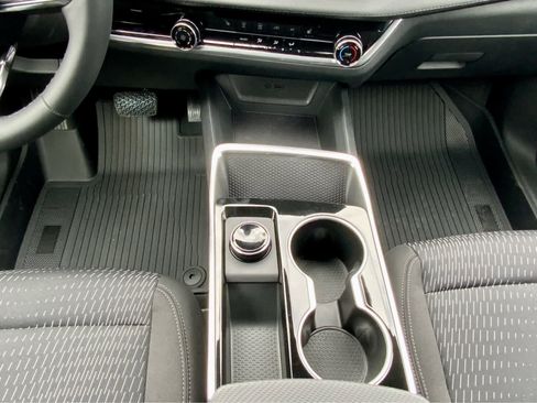 New 2026 Chevrolet Equinox LT w/ Safety and Technology Package AWD/4WD image 43