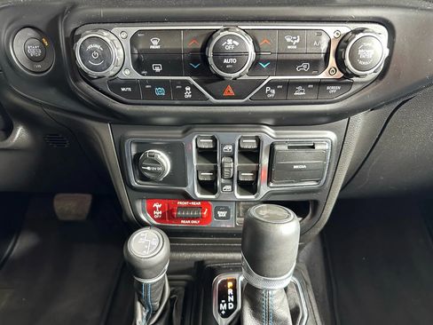 Used 2022 Jeep Wrangler Unlimited Rubicon 4xe w/ Safety Group image 20