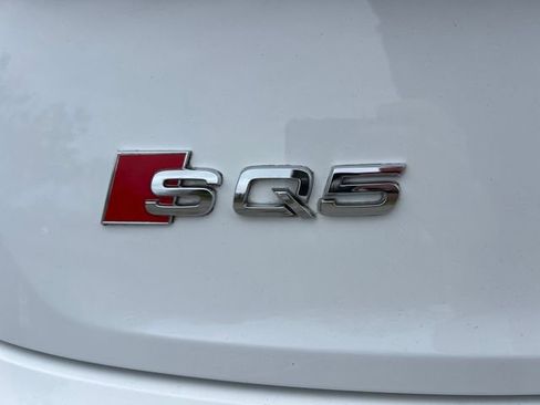 Used 2019 Audi SQ5 Premium Plus w/ Premium Plus Package image 40