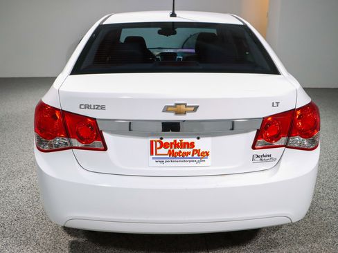 Used 2014 Chevrolet Cruze LT image 8