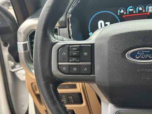 Used 2022 Ford F150 Lariat image 32