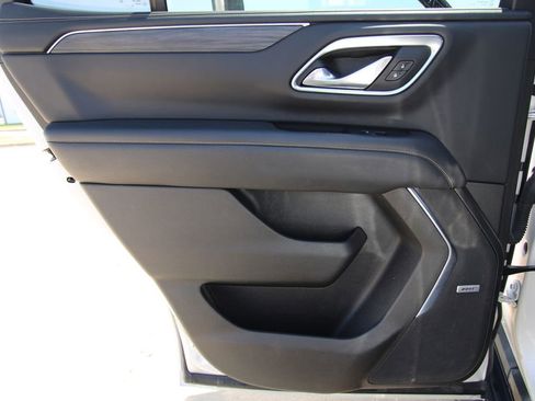 Used 2021 GMC Yukon SLT w/ SLT Luxury Plus Package image 47