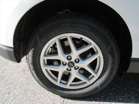 Used 2024 Ford Edge SEL AWD/4WD image 8