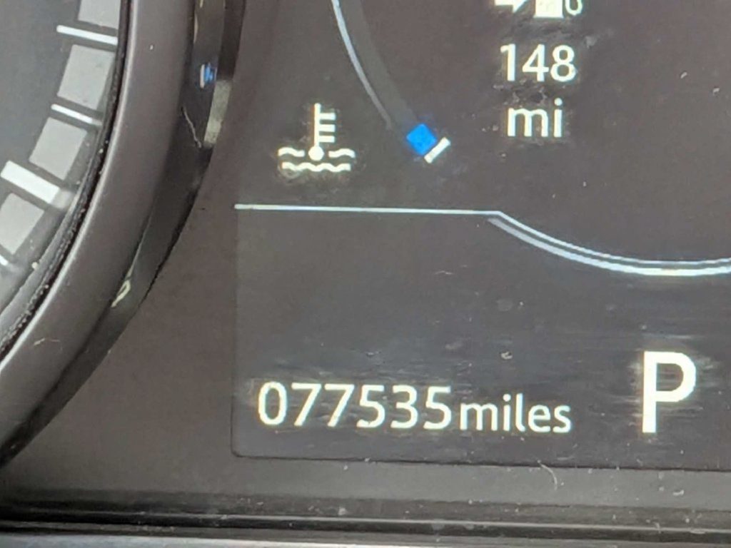 Used 2018 Land Rover Discovery SE AWD/4WD image 30
