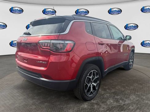 Used 2024 Jeep Compass Limited AWD/4WD image 7