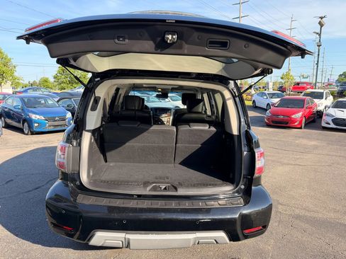 Used 2017 Nissan Armada Platinum AWD/4WD image 31