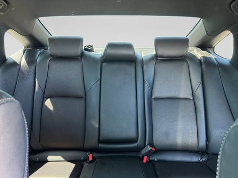 Used 2019 Honda Accord Sport image 19