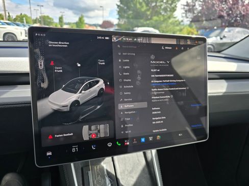 Used 2026 Tesla Model Y 2WD image 35
