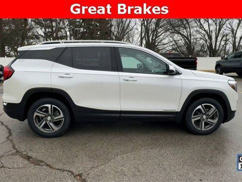 Used 2021 GMC Terrain SLT image 11