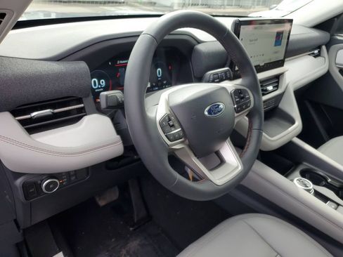 New 2026 Ford Explorer Active w/ Active Comfort Package AWD/4WD image 11