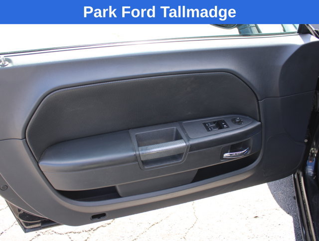 Used 2012 Dodge Challenger R/T RWD image 10
