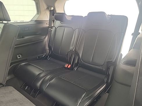 Used 2021 Jeep Grand Cherokee L Limited w/ Luxury Tech Group II image 18