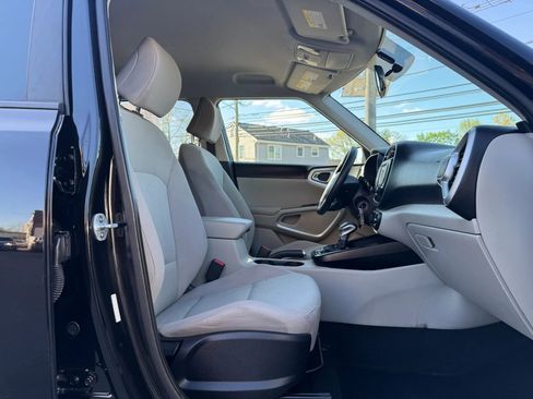 Used 2020 Kia Soul LX FWD image 21