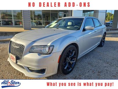 Used 2022 Chrysler 300 Touring L w/ Comfort Group