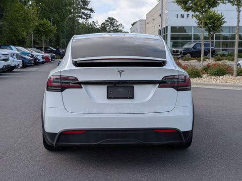 Used 2022 Tesla Model X AWD/4WD image 4