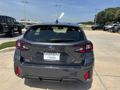 Used 2025 Subaru Impreza 2.0i AWD/4WD image 4