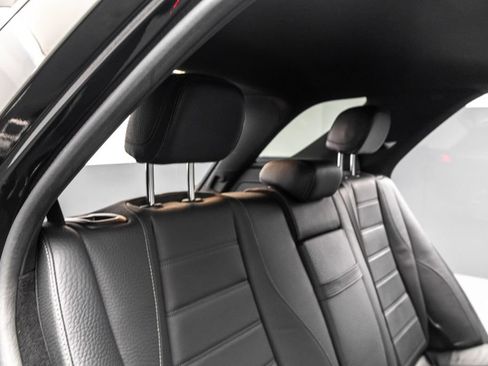 Used 2022 Mercedes-Benz GLE 350 4MATIC image 29