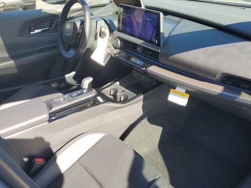 New 2026 Toyota Prius Limited image 32