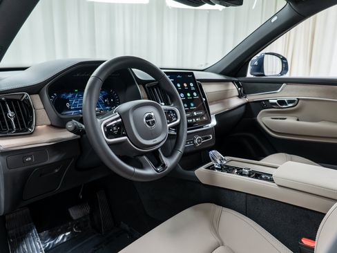 New 2026 Volvo XC90 B6 Core AWD/4WD image 12