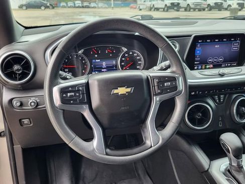 Used 2021 Chevrolet Blazer LT FWD image 4