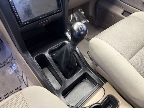 Used 2003 Nissan Frontier XE RWD image 17