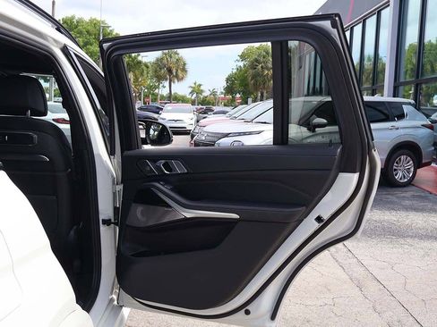 Used 2023 BMW X7 M60i w/ Executive Package AWD/4WD image 35