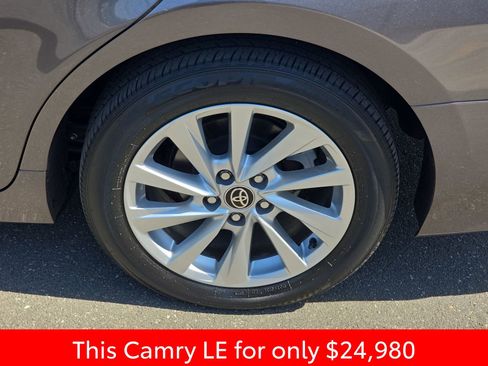 Used 2023 Toyota Camry LE FWD image 39