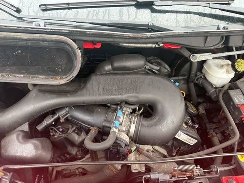 Used 2017 Ford Transit 150 XL image 24