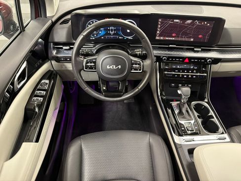 Used 2024 Kia Carnival SX Prestige FWD image 22