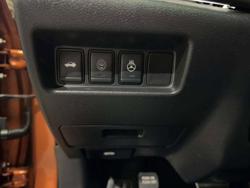 Used 2019 Nissan Maxima SR w/ Premium Package image 26