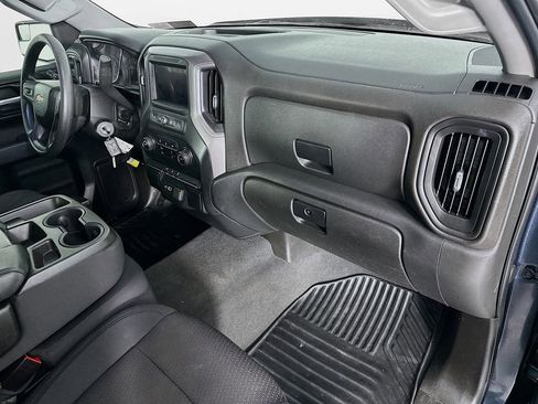 Used 2021 Chevrolet Silverado 1500 Custom AWD/4WD image 27