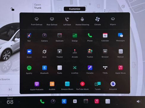 Used 2023 Tesla Model Y Long Range image 35