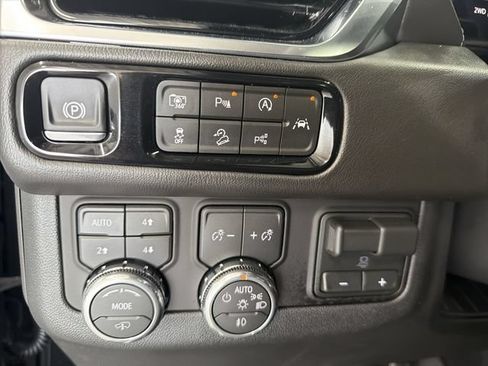 New 2026 GMC Yukon XL Denali AWD/4WD image 35