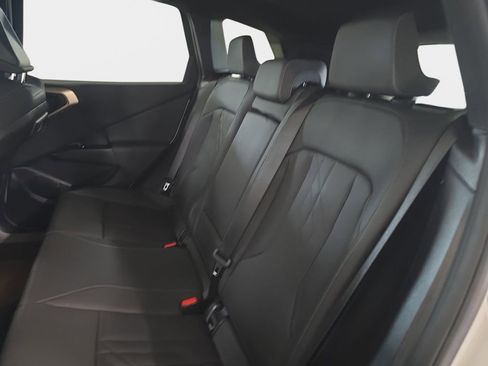 Used 2025 BMW X3 xDrive30i w/ Premium Package image 14